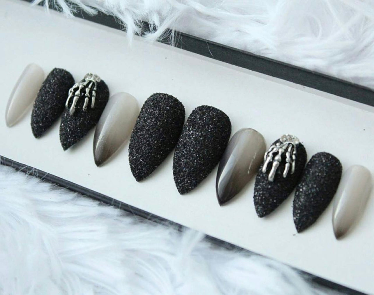 Shape Shifter | Halloween Custom Press On Nails