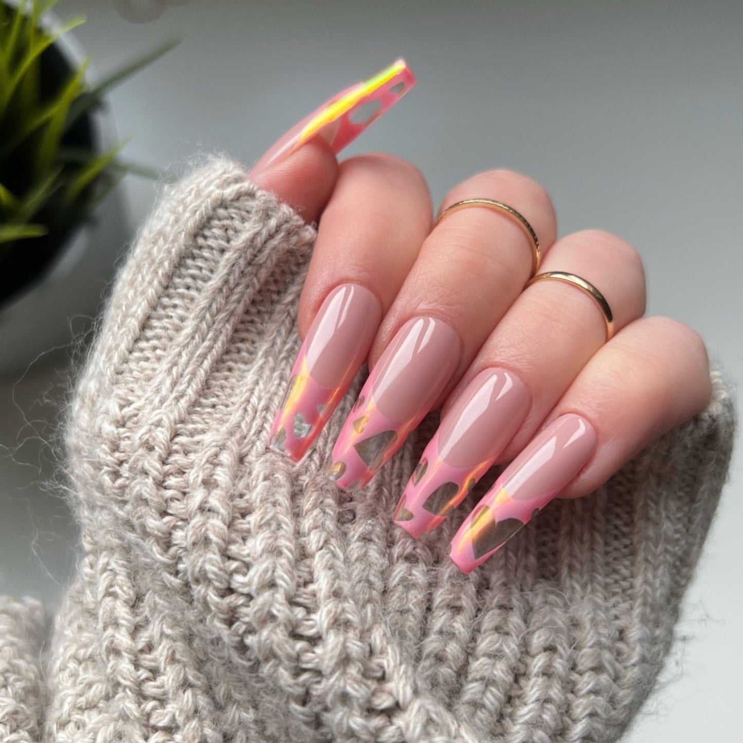 DIPPY COW NAILS
