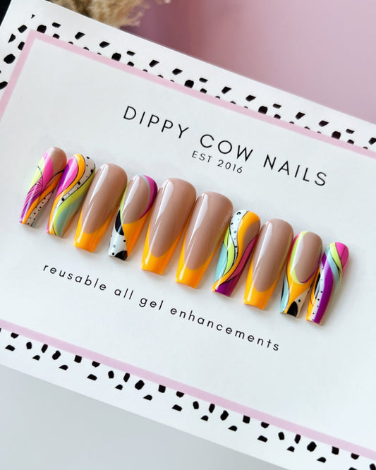 DIPPY COW NAILS