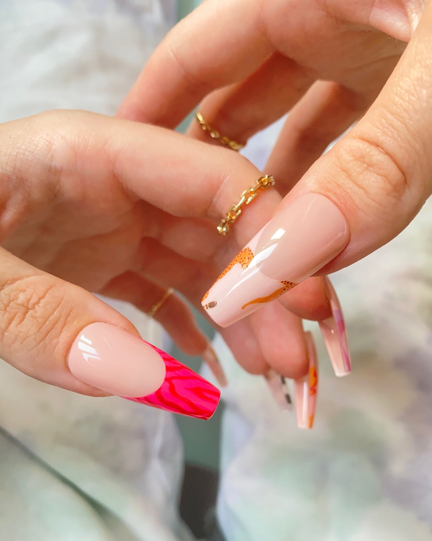 DIPPY COW NAILS