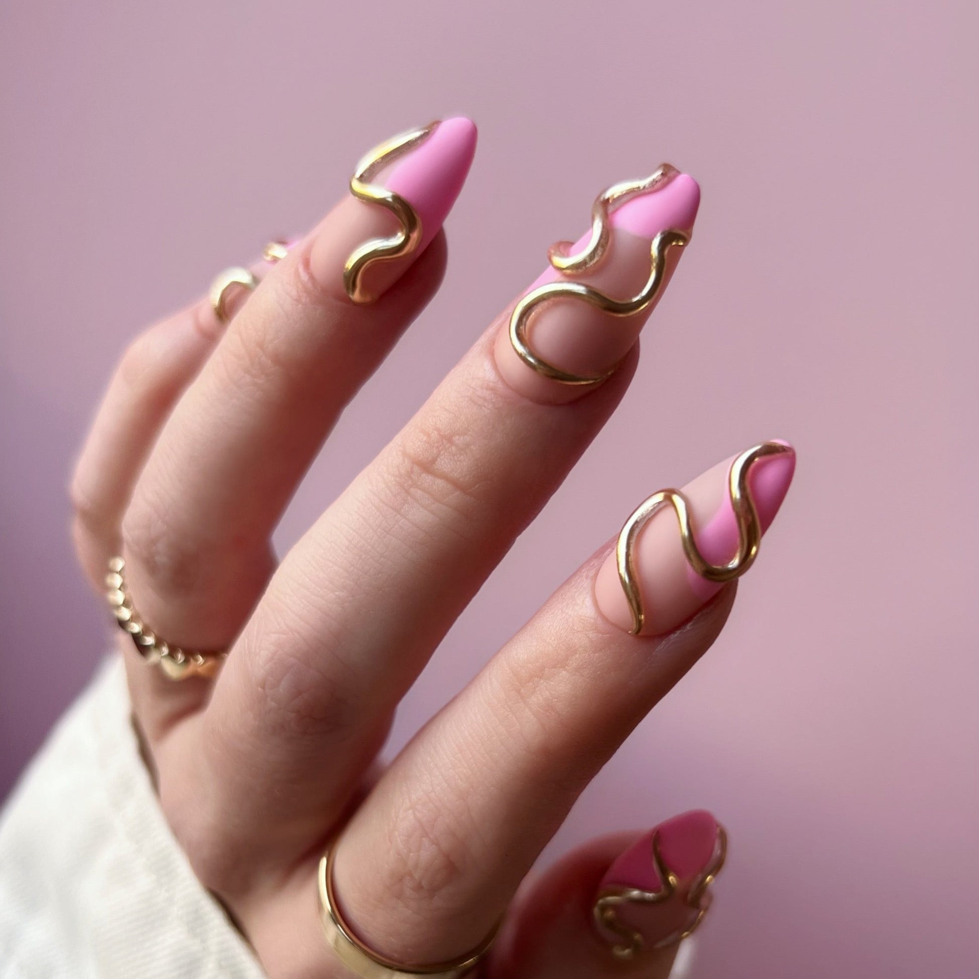 DIPPY COW NAILS