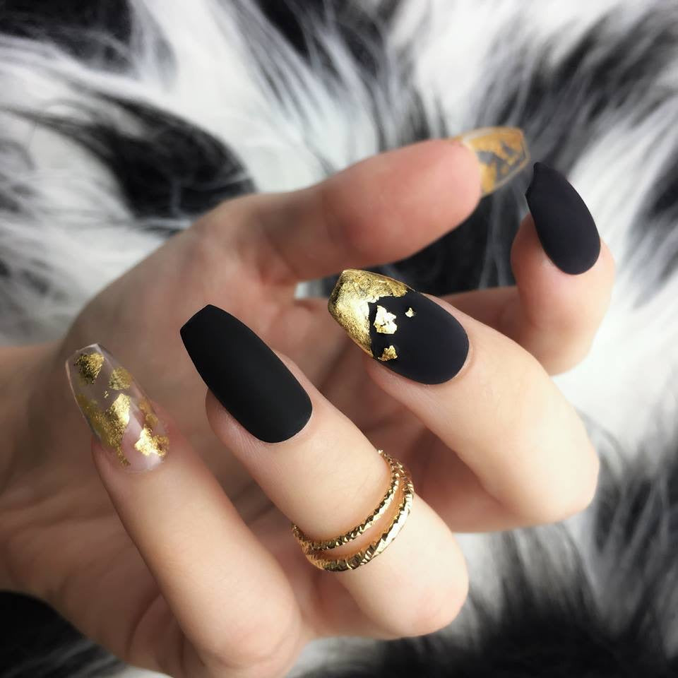 DIPPY COW NAILS